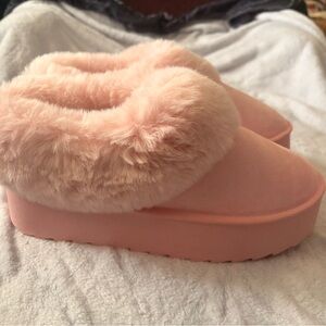 Fashion Nova Pink Faux Fur Ankle Booties